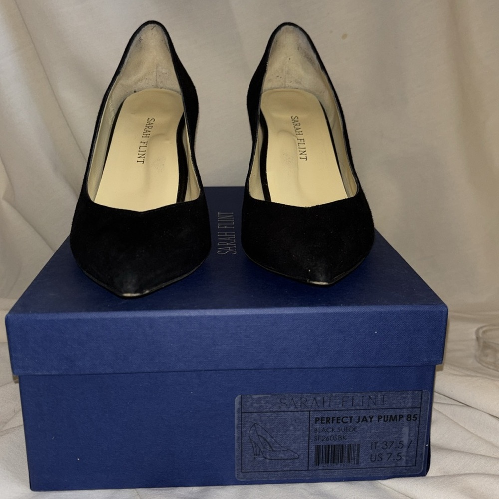Sarah Flint Pumps - Picture 3 of 10